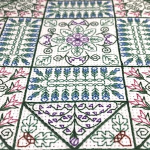 Amostrador de Blackwork Botânico