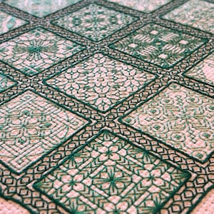 Patrón de muestrario de Blackwork &quot;Easy Being Green&quot;