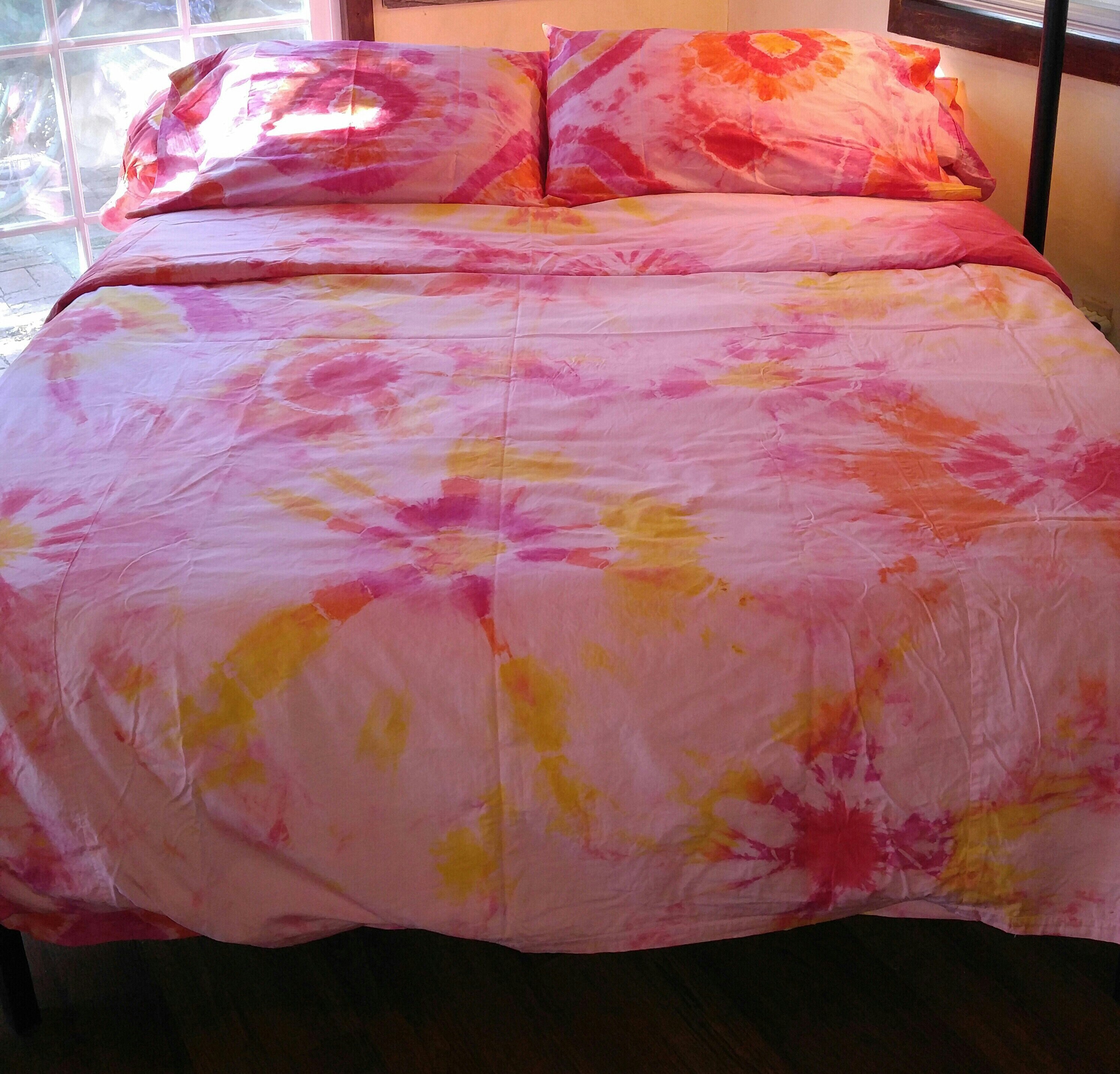 Sale 50 00 Off Beautiful Unique Hand Tie Dyed Bedding Set Pink Tangerine Yellow Red Fuchsia