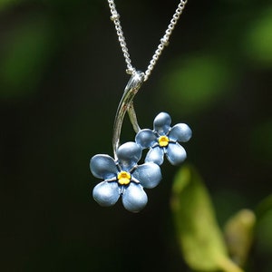 Forget Me Not Blue Flower Pendant Necklace