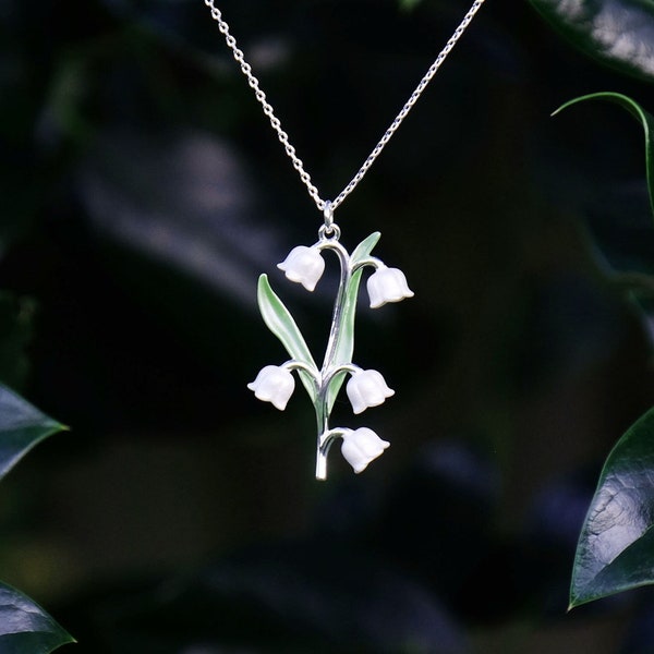 Collana con ciondolo fiore bianco del mughetto