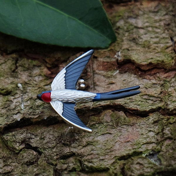 Swallow Bird In Flight Animal Brooch