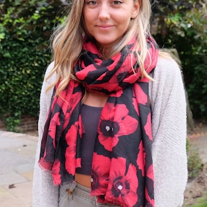 Red Poppy Mid Weight Scarf