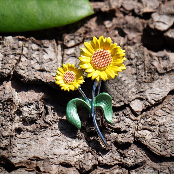 Sunflower brooch best sale