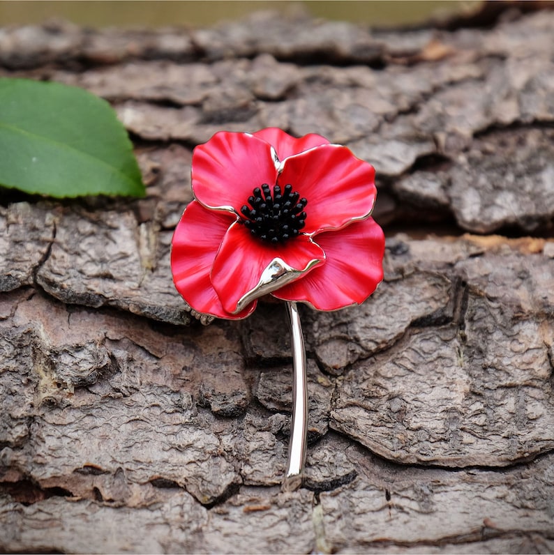 ATLondonJewels Poppy Red Flower Brooch with silver stem on bark ATH588