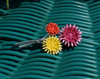 Gerbera Flower Bouquet Brooch