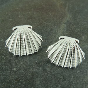 ATLondonJewels Clam Shell Silver Plated Stud Earrings on Slate ATH617