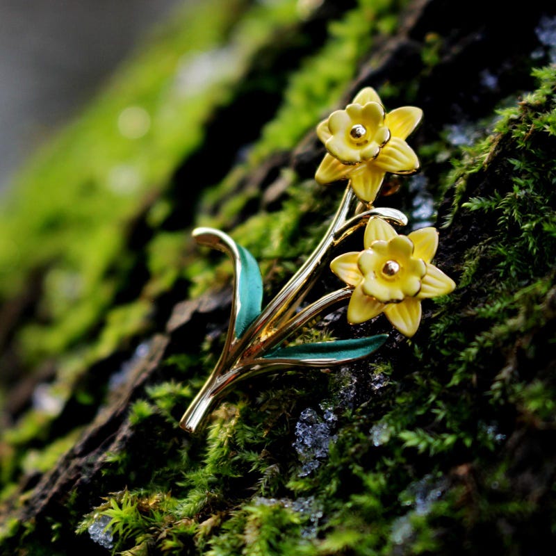 Daffodil Flowers Pin - Etsy UK