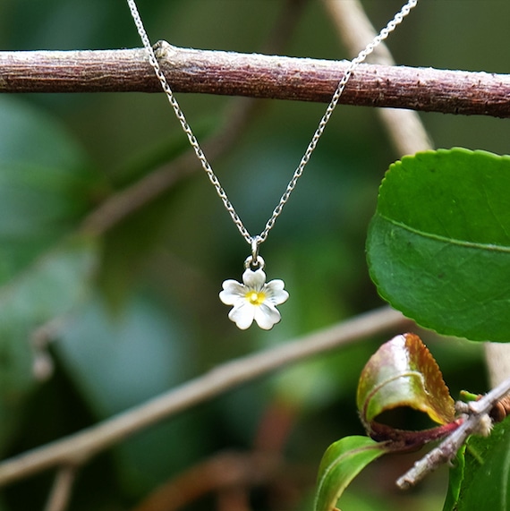Primrose necklace Primrose necklace