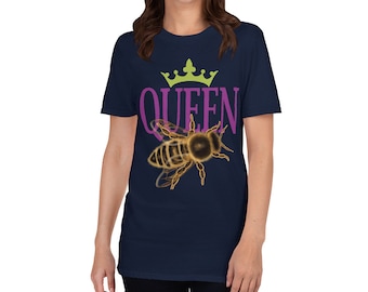 Queen Bee Shirt, Queen Bee T-Shirt, Queen Bee Tee, Bee Lover, Bee Keeping, Nature Lover Enthusiasts Shirt