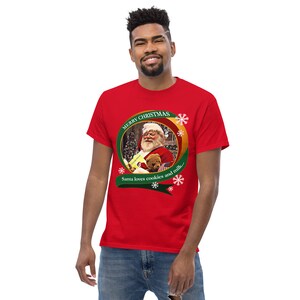 Frohe Weihnachten Santa Loves Kekse und Milch Shirt, Freche Weihnachtsmann Shirt, Weihnachtsmann Shirt, lustige Weihnachtsmann Weihnachtsmann Shirt, Weihnachten T-Shirt