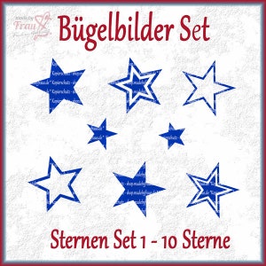 Könnte beinhalten: Ein Set mit zehn blauen Bügelbildern in Sternform für Bastelprojekte. Die Sterne sind in verschiedenen Größen und auf einem weißen Hintergrund angeordnet. Der Text "Bügelbilder Set" und "Sternen Set 1 - 10 Sterne" ist in Rot sichtbar.