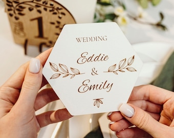 Favores de boda para invitados a granel, favor de boda único, posavasos de boda de madera, posavasos de favores de boda, posavasos personalizados, juego de posavasos