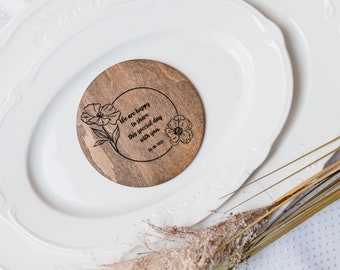 Cute coaster - Wedding Favors in Bulk - Wedding decor - Rustic Wedding Favors - Wood Wedding Coasters - Personalized Wedding Favor Coasters