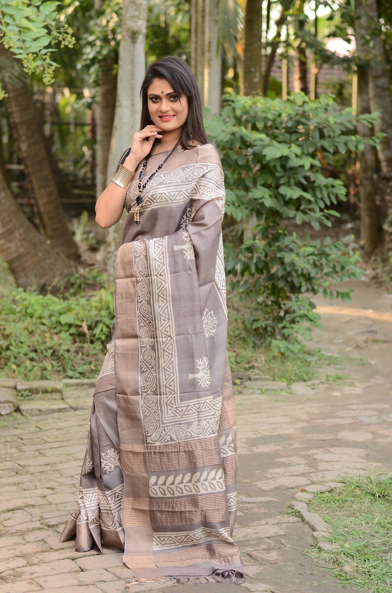 tussar silk saree with zari border