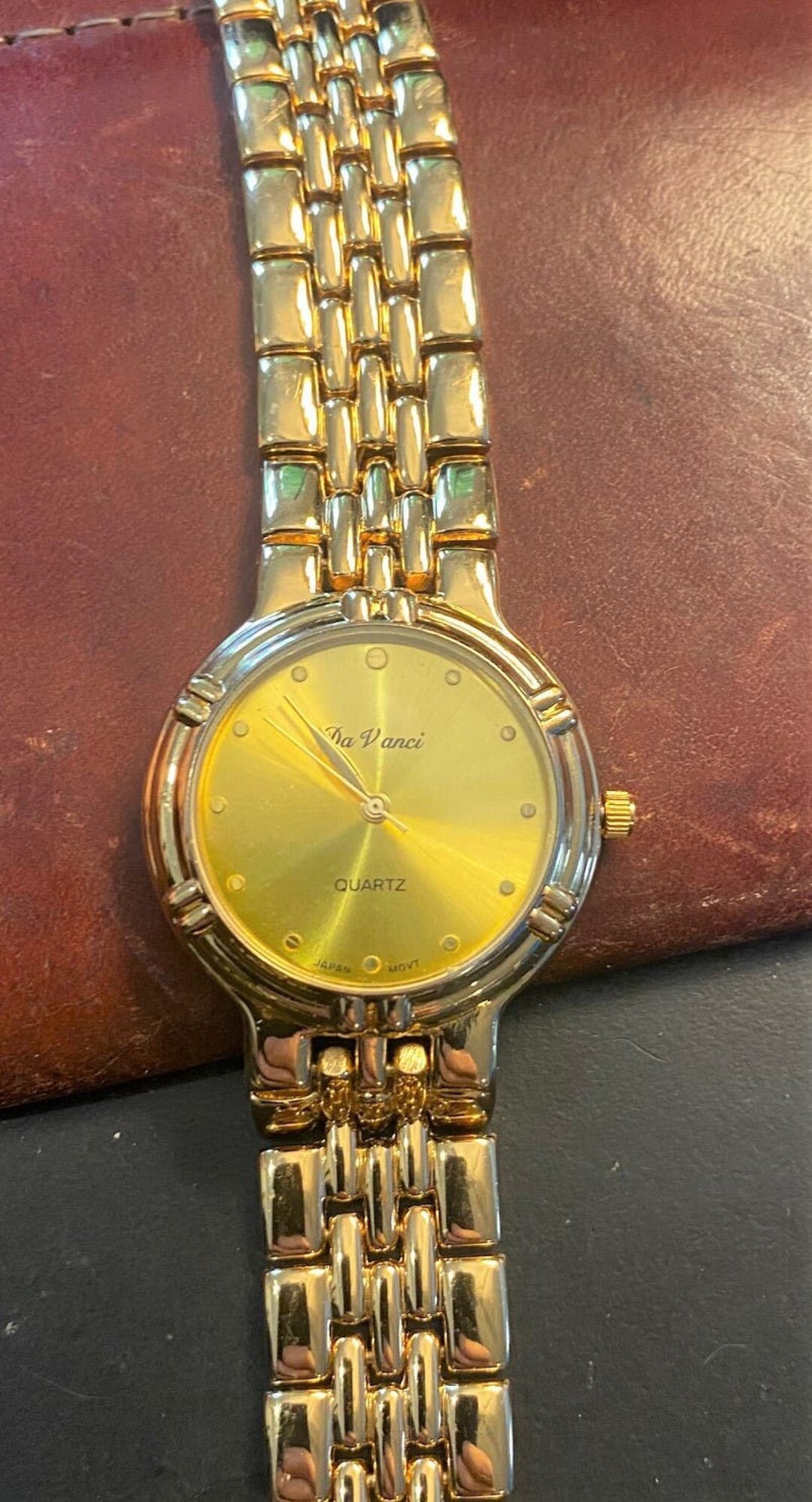 Men s 33mm Gold Tone Da Vinci Watch Gold Tone Face Mint Condition Etsy