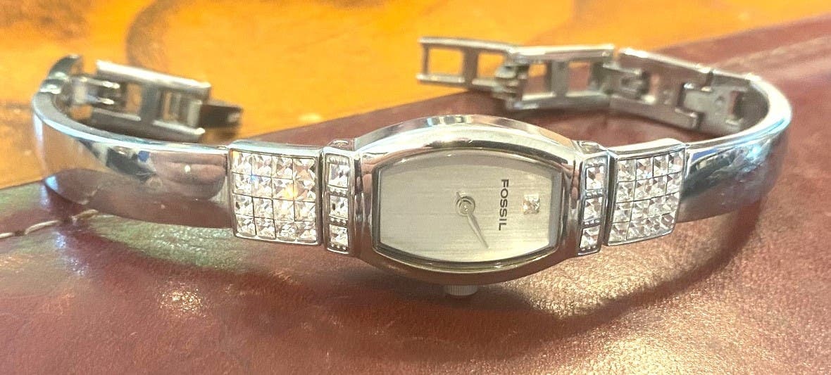 Women s 15mm Silver Tone Fossil Watch Crystal Accents ES1283 WR30M Etsy