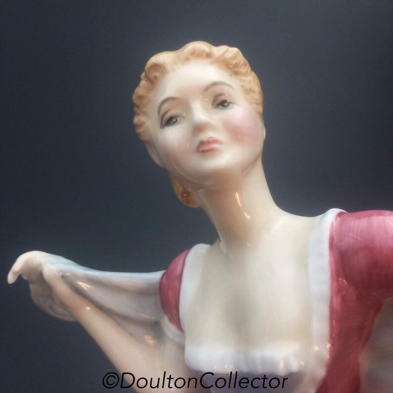 Royal Doulton Figurine HN2991 Porcelain Lady Figure