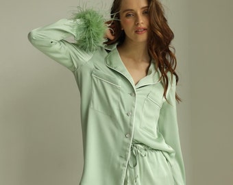 Green bride pajama set with detachable feathers Bridesmaid pajama set  Bridal pajama Summer women pajama set with long sleeves