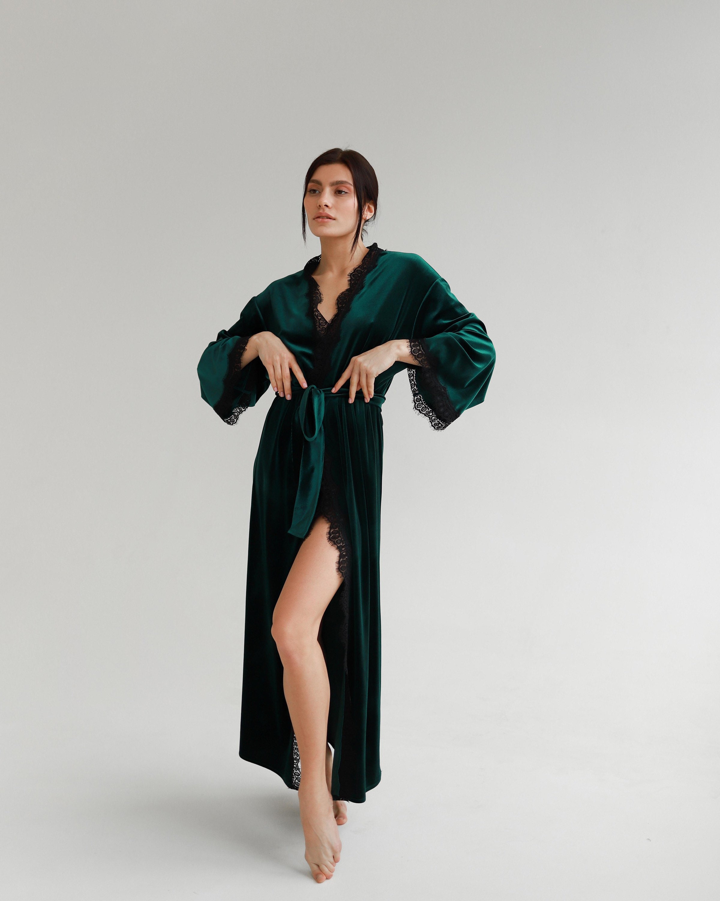 14+ Maude Lebowski Costume