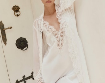 Mini abito da sposa bianco con dettagli in pizzo Abito da cerimonia in seta con schiena scoperta Abito da sposa in raso Lingerie in seta Regalo di nozze