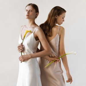 White silk nightgown Slip dress Real silk dressing gown Bias cut slip dress 90s dress Mini silk nightgown Satin sexy slip Silk lingerie