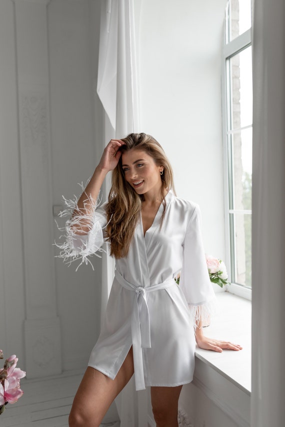Blissy Classic Robe - White - 100% Pure Mulberry Silk Loungewear - One-Size  - France