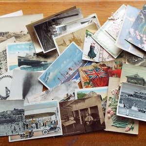 Lot de 23 cartes postales à thème assorti + 5 photos instantanées en cuir d'avion catastrophe antique