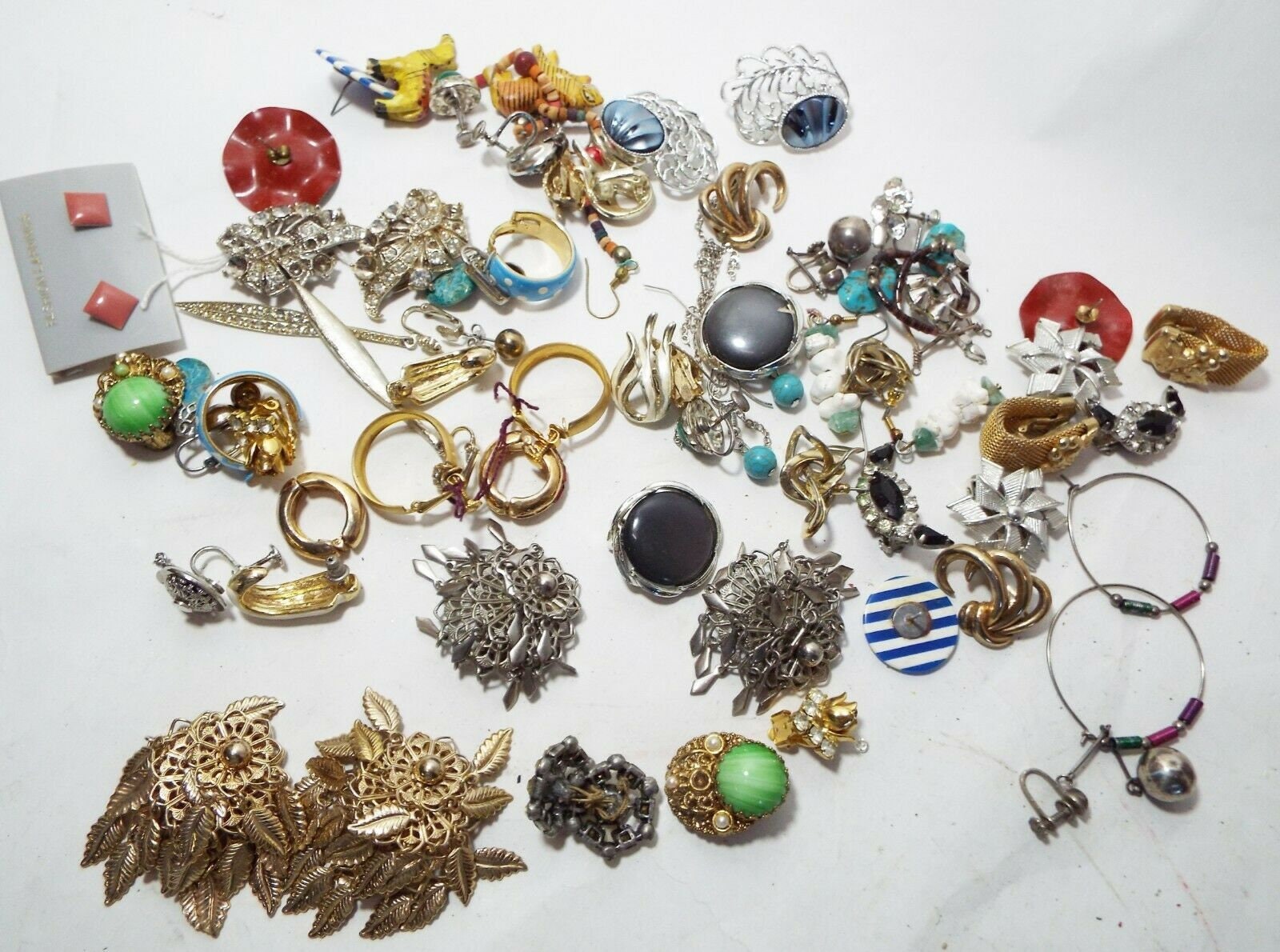 Lot of Assorted Vintage COSTUME JEWELRY EARRINGS Gold Tone Etsy UK