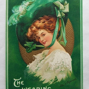 Antigo cartão postal do Dia de São Patrício Senhora com chapéu chique Clapsaddle vestindo verde