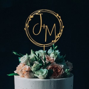 Topper de pastel de boda con monograma de oro personalizado, topper de pastel con iniciales personalizadas, topper de pastel de Sr. y Sra., topper de pastel de bautismo de aniversario