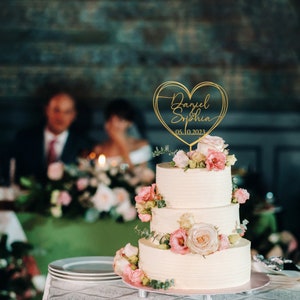 Décoration pour gâteau de mariage avec un coeur et une date, Décoration pour gâteau personnalisée en forme de coeur, Plusieurs couleurs disponibles image 9