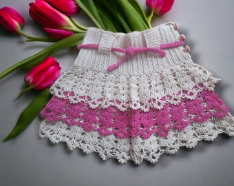 Falda con volantes de crochet