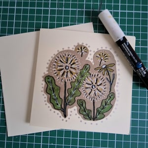 Origineel gerecycled papier Sunflower Wishes, met de hand getekend op een kaart. Dit is het originele 3D-ontwerp, dus perfect om in te lijsten.
