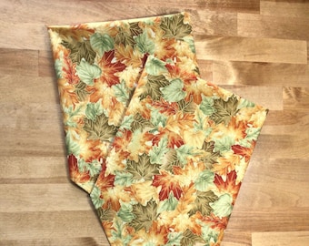 18”x18” or 13 x13” Cloth Napkins Colorful Fall Leaves Set of 2 Washable Cotton Reusable Large Dinner Napkins Eco-Friendly Thanksgiving