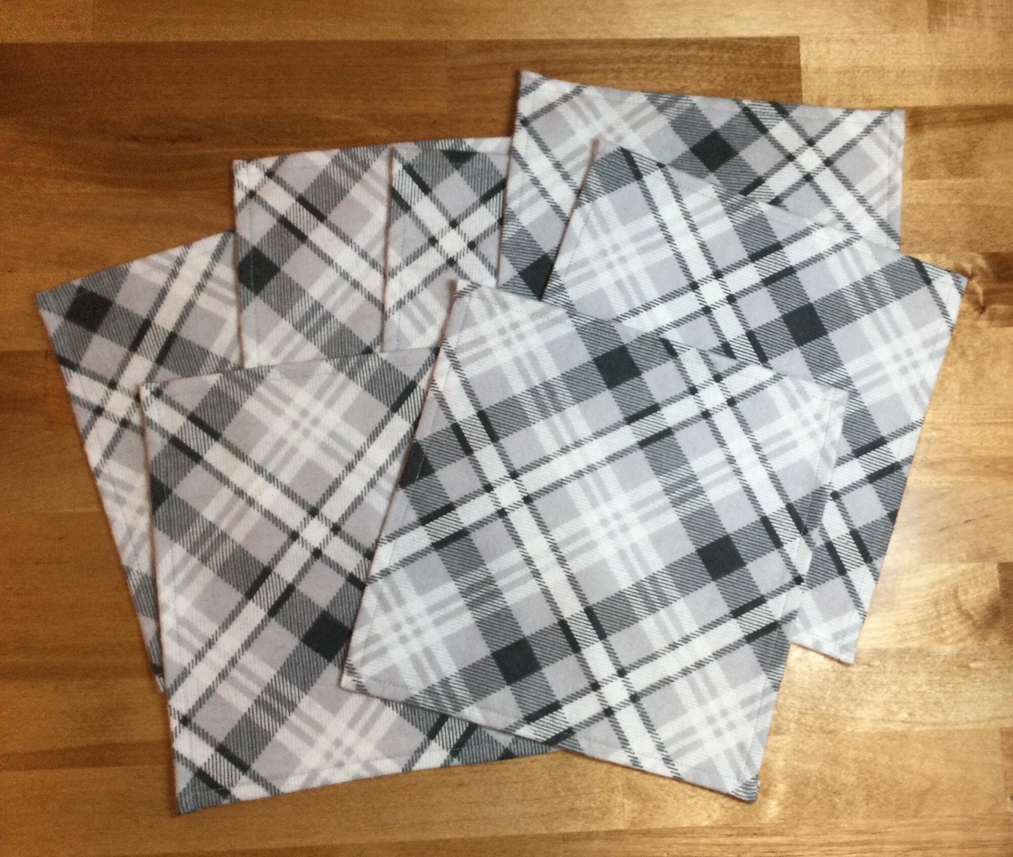 Gray Plaid Cloth Napkins Set of 7 Washable Napkins 8 X 8 Etsy UK