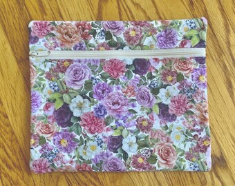 Cross Stitch Project Bag Old Time Roses 13" x 11" Zippered Travel Project Bag Lined with Tiny Pink Hearts and Green Leaves