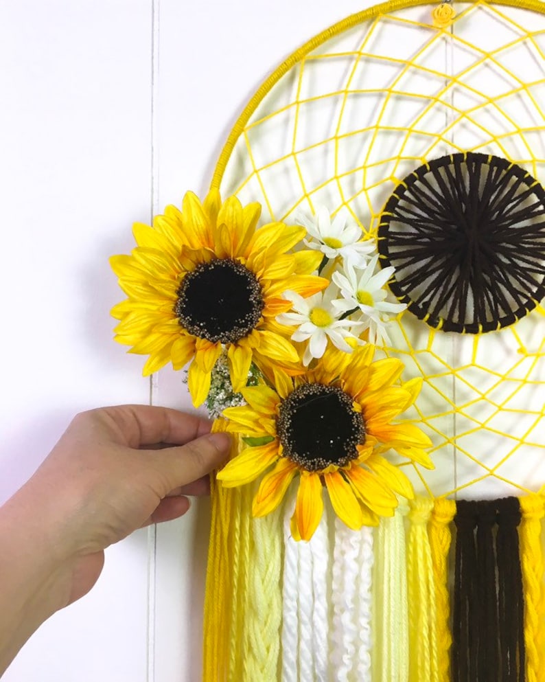 Free Free 201 Sunflower Butterfly Dream Catcher Svg SVG PNG EPS DXF File