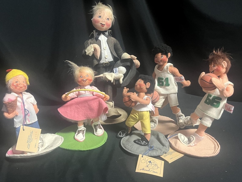 Lot of Vintage Annalee Felt Dolls from 1990s - Most with Hang Tag image 1