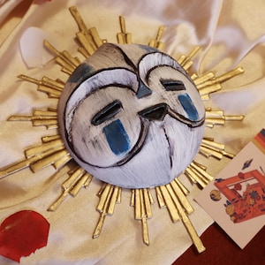 Esquie mask expedition 33 hand made wall decor for gamers clair obscur cosplay