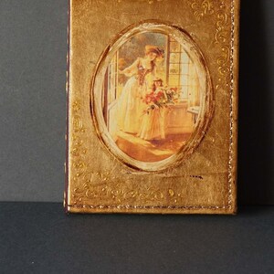 Adressbuch mit Vintage-Blattgold mit viktorianischer Illustration einer Dame mit Kind – Tirinnanzi Florenz, 1970er Jahre