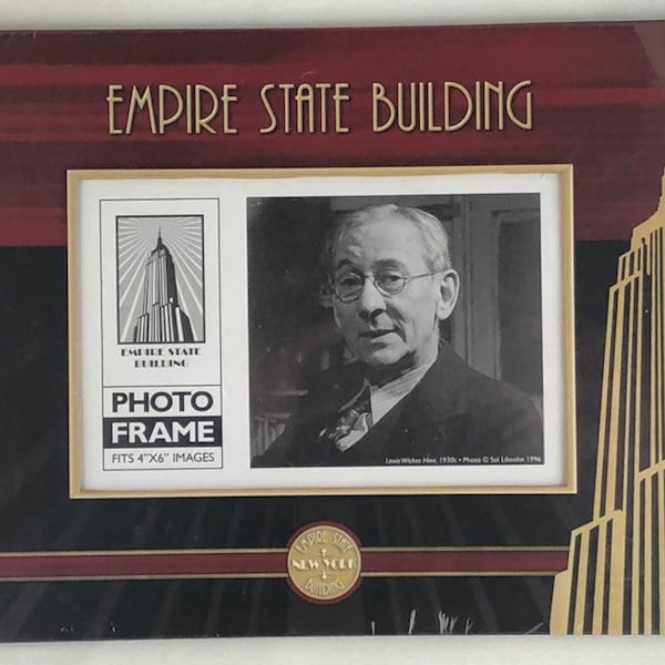 Official Empire State Building Souvenir Photo Desk Top 7" x 9" Frame Fits a 4" x 6" Landscape Photo Matted Look Brand New Old Stock