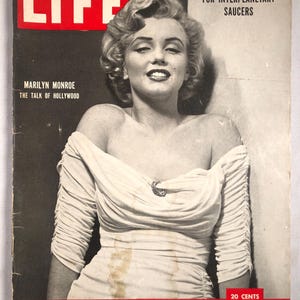 April 7 1952 Life Magazine Marilyn Monroe on Cover First Ever Appearance on a Magazine Vintage Original Full Issue
