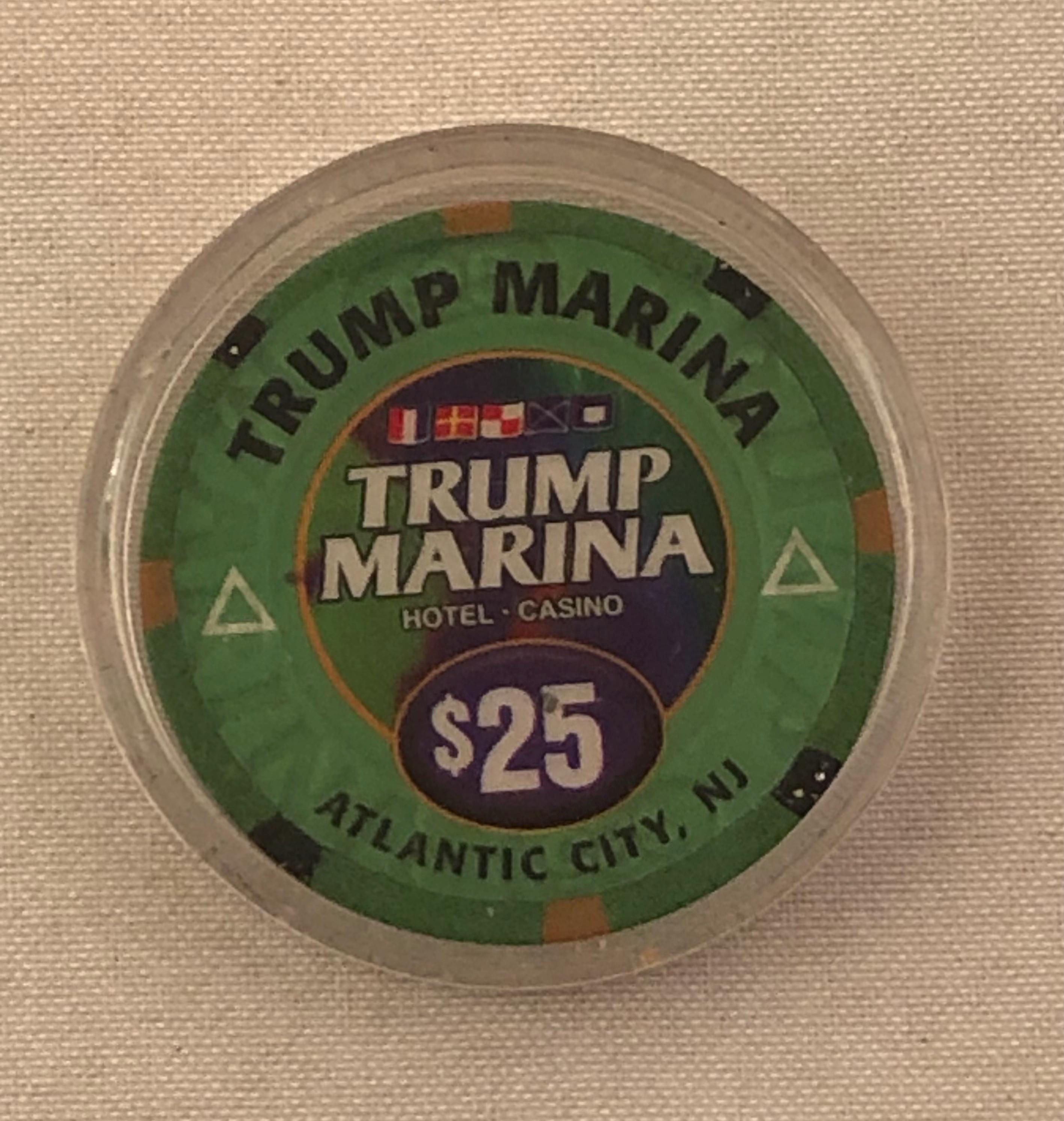 Trump Marina Casino and Hotel 25.00 Table Poker Chip Green 