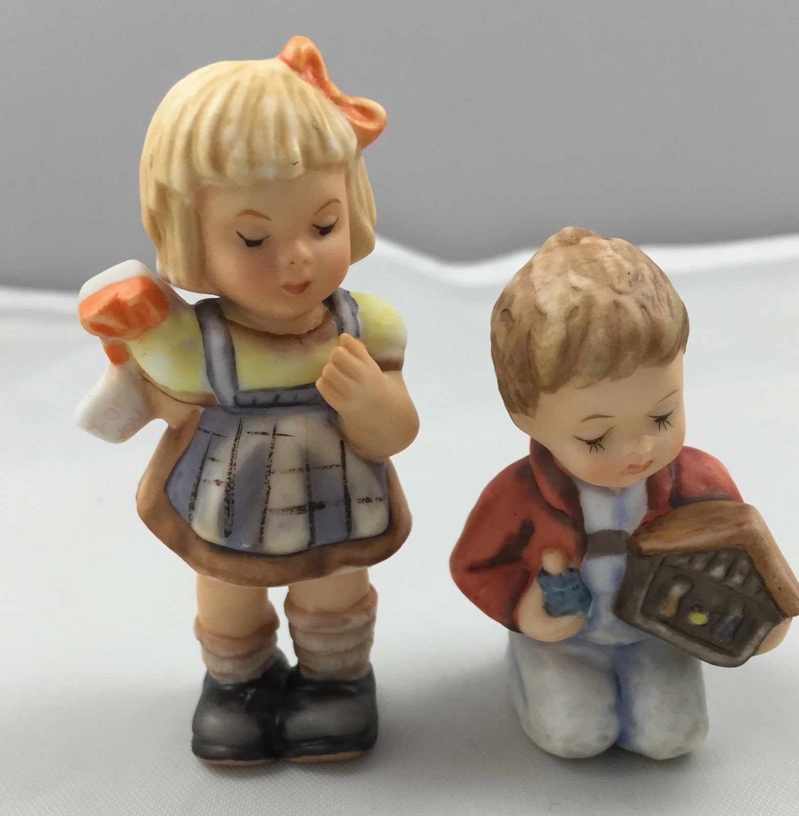 Boy Girl Figurine Set of 2 My Favorite Nativity & A Surprise For