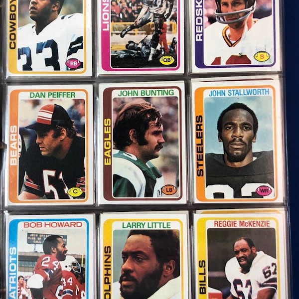 1978 Topps Football Card Complete Set of 528 Cards In Protective 9 Pocket Pages EXMT-NRMT Condition Great Birthday Gift Idea