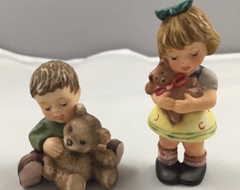 Boy Girl Figurine Set of 2 Warm Bear Hugs & Cuddle For Teddy 627 1999 Goebel Berta Hummel Gift Collection Brand New Old Store Stock