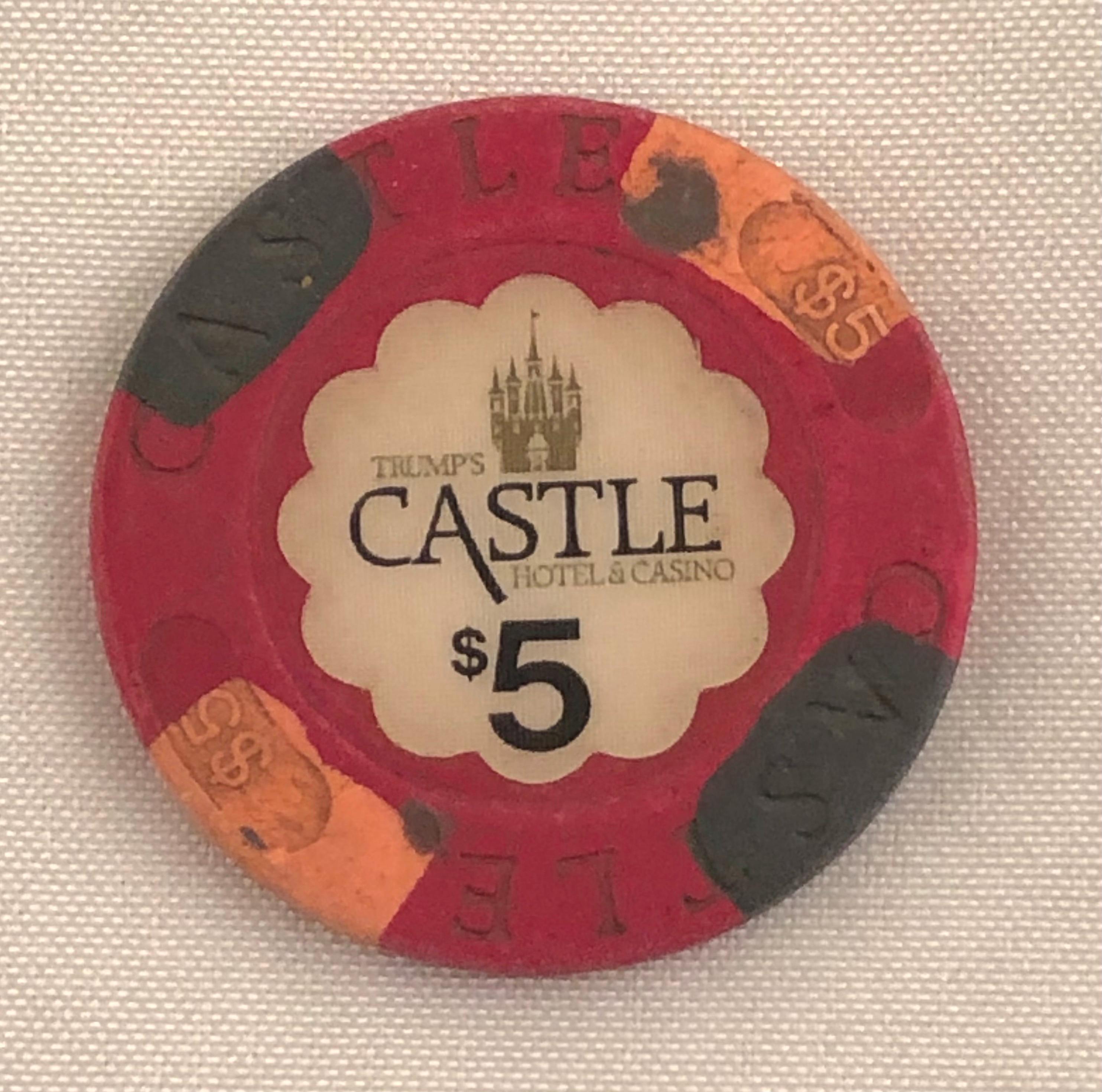 Trump Castle Casino and Hotel 5.00 Five Dollar Table Poker Chip
