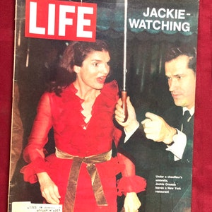 February 12 1971 Life Magazine Jackie O Jackie Onassis on Cover Vintage Original Great Birthday Gift Idea