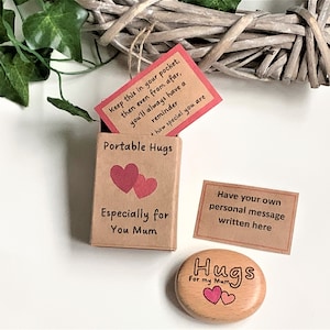 Abrazo personalizado para mamá, Abrazo portátil, Abrazo de bolsillo, Día de las Madres, Cumpleaños, Regalo de recuerdo, regalo único, regalo de buzón, Mamá especial